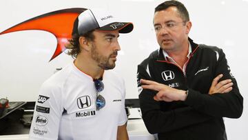 Fernando Alonso y &Eacute;ric Boullier