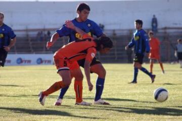Gonzalo Jara salió de la prolífica cantera de Huachipato y jugó ahí entre el 2003 y 2006.