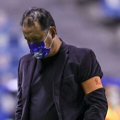 Juan Reynoso dejó de ser técnico del Puebla
