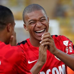 Mbappé pide sueldo galáctico; el Mónaco, enfadado, pasa del PSG