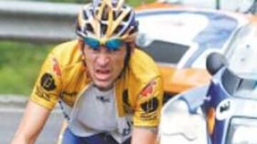 <b>SUFRIMIENTO. </b>Denis Menchov pasó un calvario en Pajares.