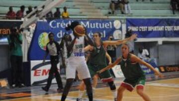 La selecci&oacute;n femenina de Euskadi ante Senegal