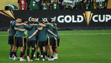 Jul 6, 2025; Houston, Texas, USA; Mexico players huddle before playing against the United States during the 2025 Gold Cup Final at NRG Stadium. Mandatory Credit: Joseph Buvid-Imagn Images