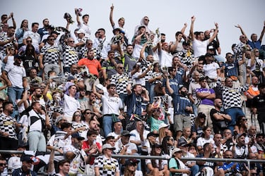 La afición del Ceuta prepara una invasión a Granada