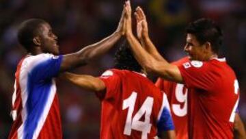 Costa Rica derrota a EEUU, es líder y pone un pie en el Mundial