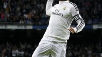 GOL DE ORO. Así celebró Sergio Ramos su gol 50 en el Madrid.