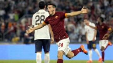Florenzi celebra el primer gol.