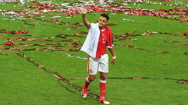 ¿Dónde le conviene jugar a Alexis?