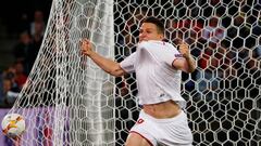 Gameiro gunning for Gignac's Euro place against Barça