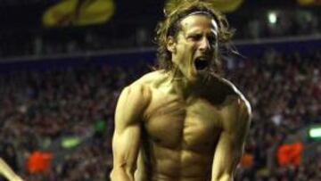 El Tottenham se une a los pretendientes de Forlán