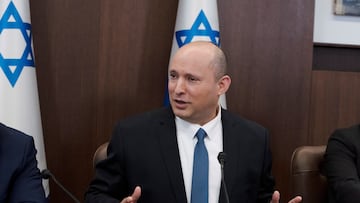 Israeli Prime Minister Naftali Bennett holds the weekly cabinet meeting in Jerusalem, June 12, 2022. Maya Alleruzzo/Pool via REUTERS