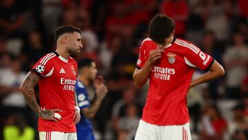 Soccer Football - UEFA Champions League - Benfica v Qarabag - Estadio da Luz, Lisbon, Portugal - September 16, 2025 Benfica's Nicolas Otamendi and Antonio Silva look dejected after the match REUTERS/Pedro Nunes
