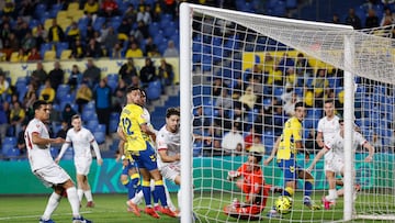 Clemente le cambia el paso a Las Palmas