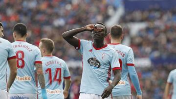 Pione Sisto celebra el gol que anot&oacute; contra el Levante. 
 
 