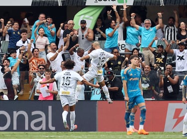 Neymar esquiva el infierno