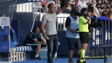 Llu&iacute;s Cort&eacute;s durante el partido.