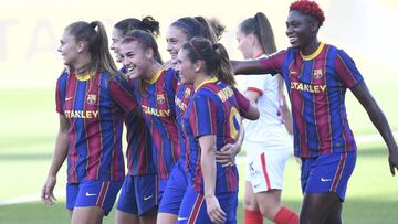 Martens, Guijarro, Torrejón, Alexia, Mariona y Oshoala, jugadoras del Barça, celebran un gol en el partido de Copa ante el Sevilla.