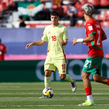 La Selección Española se lleva a Marcos Estébanez, portero del Racing
