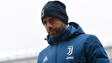 Barzagli injury adds to Juventus' problems
