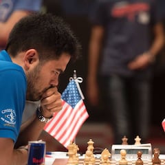 Nakamura somete a Carlsen en el primer asalto de la Gran Final
