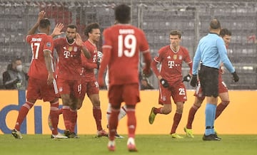 2-2. Thomas Müller celebró el segundo gol.