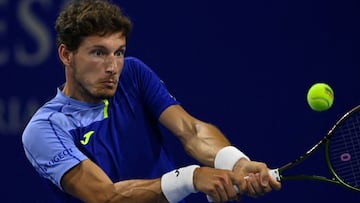 El tenista espa&ntilde;ol Pablo Carreno devuelve una bola durante su partido ante Oscar Otte en el Abierto Mexicano de Tenis, el torneo ATP 500 de Acapulco.