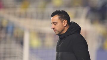 AME5708. DALLAS (ESTADOS UNIDOS), 21/12/2023.- El director técnico Xavi Hernández de Barcelona reacciona hoy, durante un partido amistoso internacional entre Barcelona y América, en el estadio Cotton Bowl en Dallas (EE.UU.). EFE/ Carlos Ramírez
