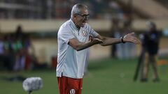 Oficial: Gregorio Pérez deja de ser técnico de Universitario