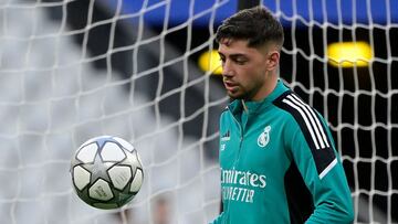 Un Halcón en París