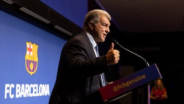 “Laporta está destrozando el Barça que dejó Núñez”