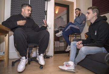 Foyone recibe a AS en su estudio de Madrid.