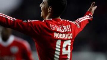Nolito y Rodrigo, claves en la victoria por 4-1 del Benfica