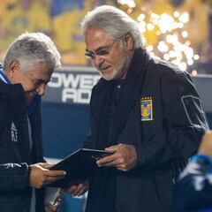 ¡'Tuca' histórico! Iguala récord de partidos dirigidos de 'Nacho' Trelles