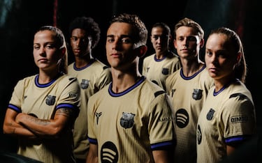 El Barcelona presenta su segunda equipación con homenaje a Kobe Bryant