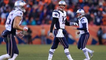 DENVER, CO - DECEMBER 18: Quarterback Tom Brady #12 of the New England Patriots walks off the field after failing to convert a third down in the third quarter of a game against the Denver Broncos at Sports Authority Field at Mile High on December 18, 2016 in Denver, Colorado. Sean M. Haffey/Getty Images/AFP
== FOR NEWSPAPERS, INTERNET, TELCOS & TELEVISION USE ONLY ==