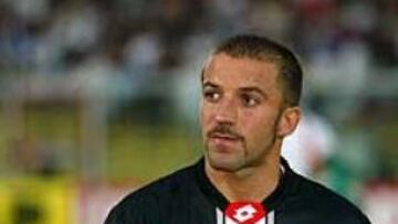 <b>SE RECUPERA.</B> Del Piero se recupera de un problema muscular que le mantien de baja desde hace varias semanas.