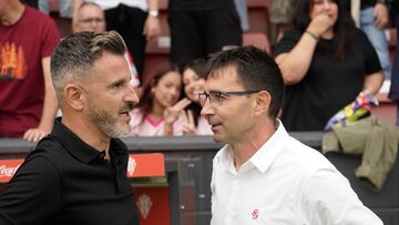 26/07/2025 SPORTING PARTIDO 2ª DIVISION
GIJON ESTADIO EL MOLINON SPORTING-CORDOBA
SALUDO ENTRENADORES ANIA Y GARITANO
FOTO PACO PAREDES