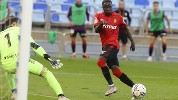 El Mallorca suma en 5 partidos más puntos lejos de la isla que en toda la campaña pasada