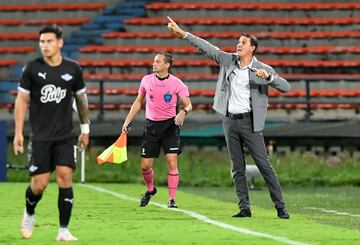 Nacional clasificó a la fase de grupos de la Copa Libertadores tras vencer a Libertad y estará en el grupo de  Nacional de Uruguay, Universidad Católica de Chile y Argentinos Juniors de Argentina.