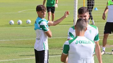 Salas, en su primer entrenamiento con el Córdoba