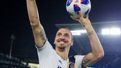 A late goal gives Zlatan and LA Galaxy the win over Houston