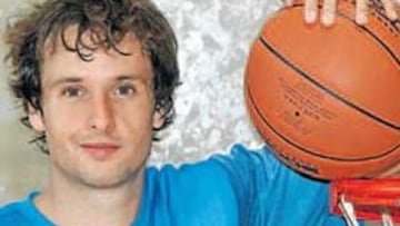 <b>SIN DESPISTES. </b>Raúl López deberá vigilar bien de cerca a Shawnta Rogers, de 1,63 de estatura.