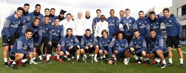 El Madrid saca pecho y posa con todos sus premios 'The Best'