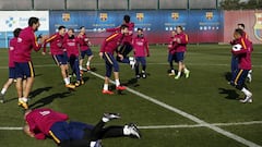 Alves and Mascherano left out of squad to play Valencia