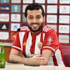 Al-Sheikh dona 200.000 euros a Almería para comprar la vacuna