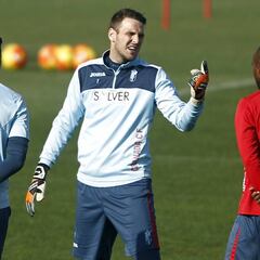 Kelava: "Tengo una prima de mi club, no juego para otros..."