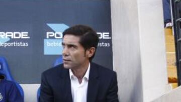 Marcelino contará con unos 30 jugadores.
