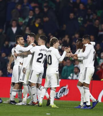 1-2. Dani Ceballos celebró el segundo gol.