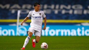 Marcelo Bielsa, DT del Leeds United, habló sobre la actuación de Ian Poveda ante el Manchester City de Pep Guardiola. El argentino se mostró sorprendido