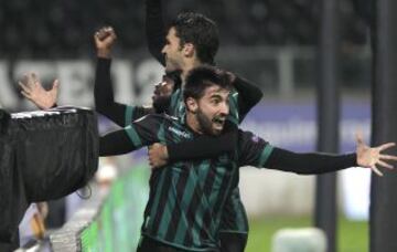 Vitoria de Guimaraes-Betis. 0-1. Chuli celebra el primer y único tanto del partido.